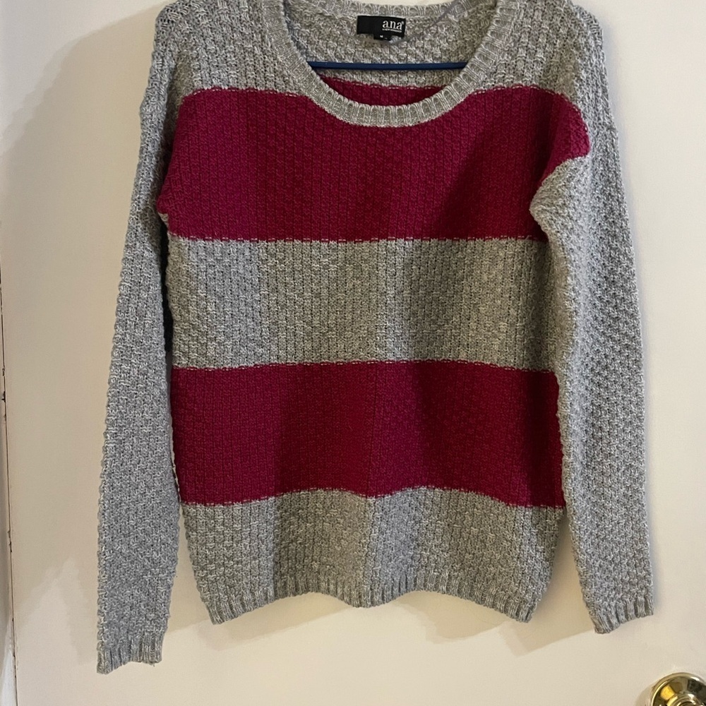 a.n.a Fuchsia Pink & Gray Striped Knit Top size medium